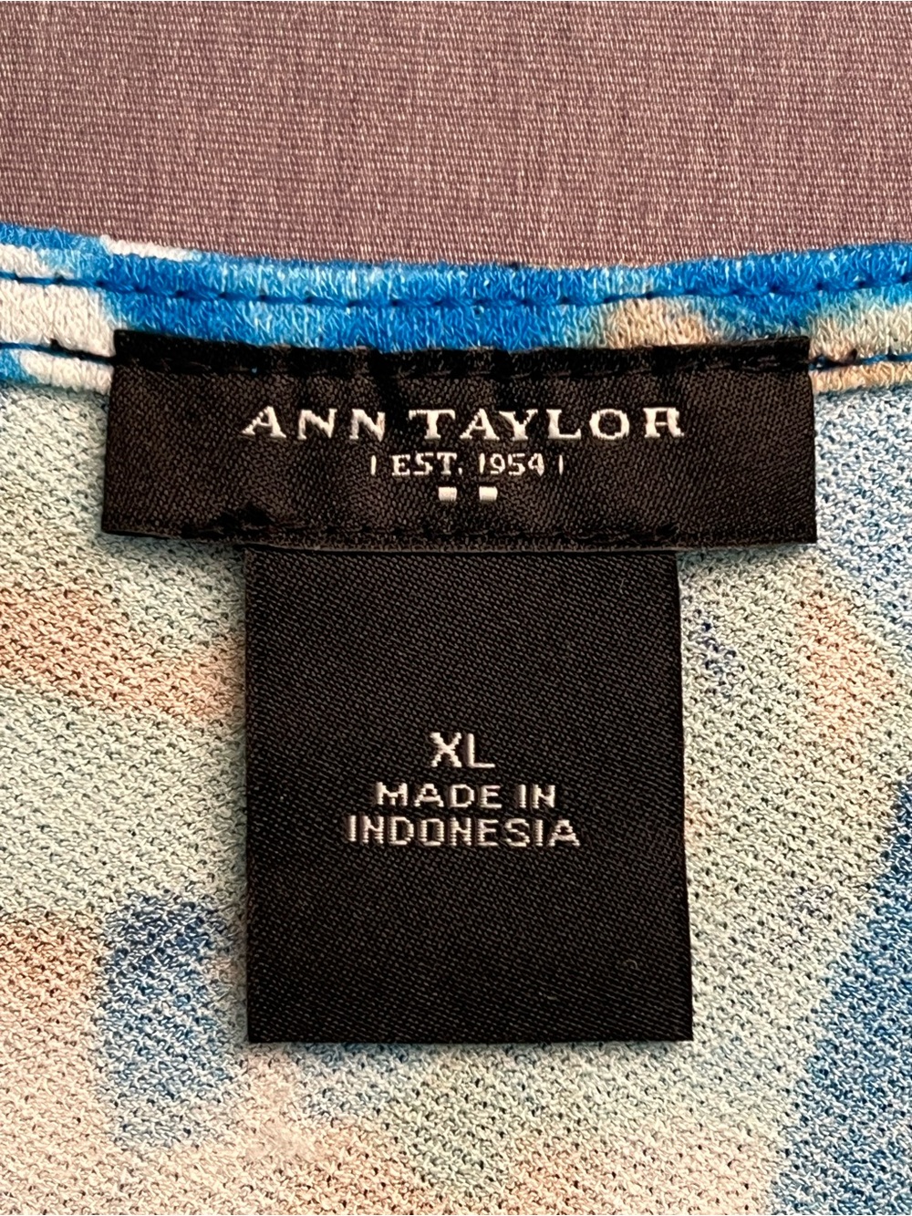 Ann Taylor Blue Teal and Tan Abstract Cap-Sleeve Top - Picture 5 of 6
